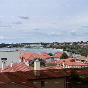 Nova stambena zgrada, blizina Banjola, useljiva. Volme!