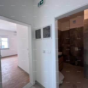 Nova stambena zgrada, blizina Banjola, useljiva. Volme!