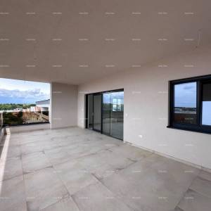 Nova stambena zgrada, blizina Banjola, useljiva. Volme!