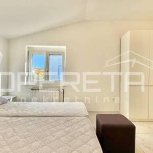 Novalja – trosobni apartman 85 m², 500 m od mora