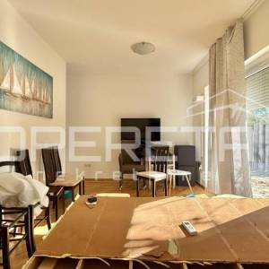 Novalja – Trosobni apartman 80 m² u prizemlju s terasom, 500 m od mora
