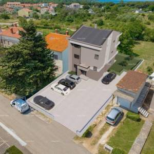 Novi projekt – stan u Valbandonu, 650 m od mora. Novogradnja.