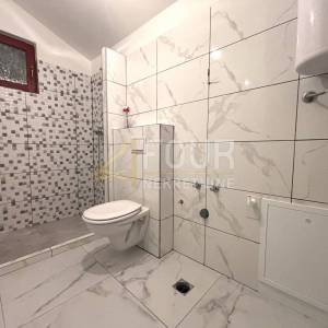 Novi Vinodolski, dvojna kuća 174m2