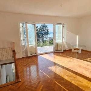 Novi Vinodolski kuća na bribirskoj obali