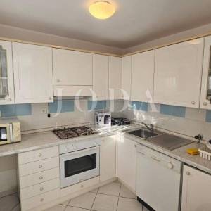 Novi Vinodolski kuća na bribirskoj obali