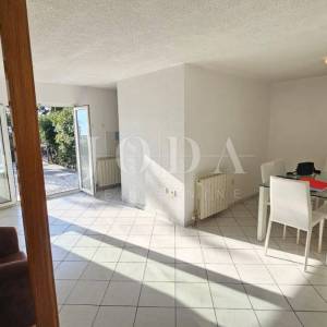 Novi Vinodolski kuća na bribirskoj obali