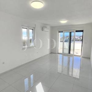 Novi Vinodolski, novogradnja 1.kat