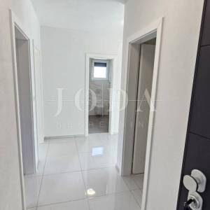 Novi Vinodolski , novogradnja, prizemlje