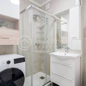 NOVI ZAGREB/SOPOT/FANTASTIČAN TROSOBNI NOVOUREĐENI STAN