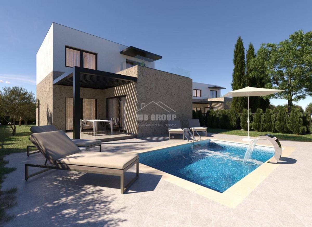 NOVO U PONUDI! VILE S BAZENOM! 300 m OD MORA, UGLJAN – LUKORAN