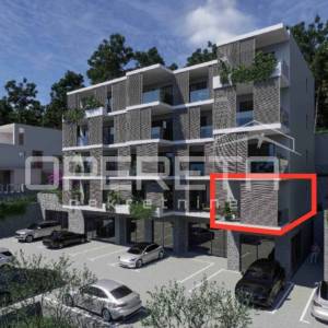 Novogradnja, dvosoban stan s balkonom i liftom, Omiš