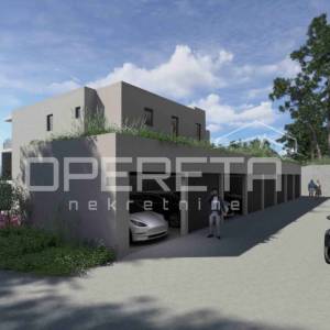 Novogradnja s liftom, dvosoban stan i balkon, Omiš