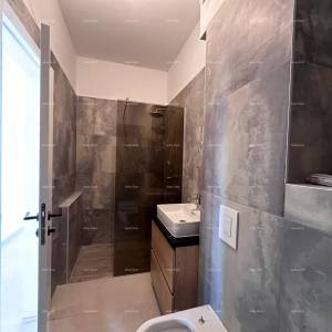 Novogradnja u Banjolama! Volme! Blizina Marine.