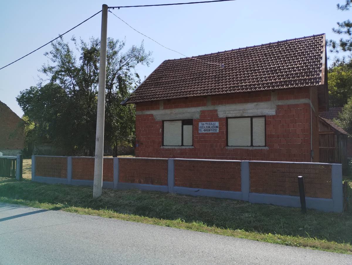 Obiteljske imanje na prodaju