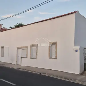 OBNOVLJENA KUĆA S 3 SPAVAĆE SOBE, PRILIKA – CENTAR! VRSI - ZADAR