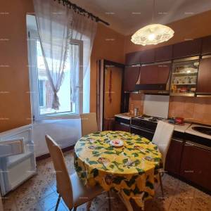 Odličan stan u srcu grada, Pula.