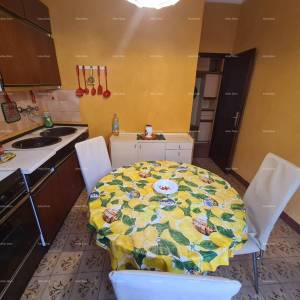 Odličan stan u srcu grada, Pula.