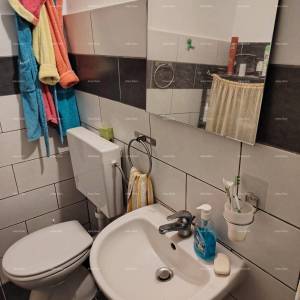 Odlična prilika! Prodaja stana za renovaciju, Stoja, Pula!