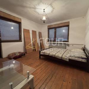 Ogulin - centar, kuća stambeno poslovne namjene, garaža