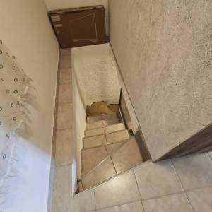 Okolica grada Krka - Dvojna kamena kuća za obnovu