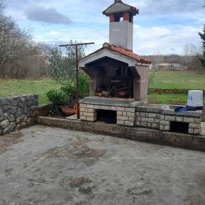 Okolica grada Labina, samostojeća.