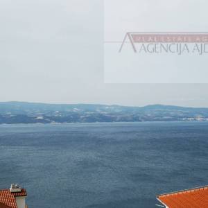 Omiš Stanići - kuća 720 m2 trajan pogled na more - novo u ponudi