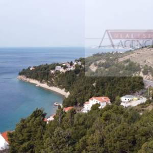 Omiš Stanići - kuća 720 m2 trajan pogled na more - novo u ponudi