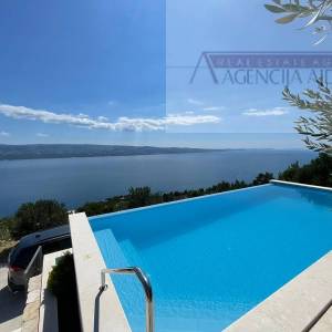 Omiš vila Stanići top lokacija - intima - pogled na more