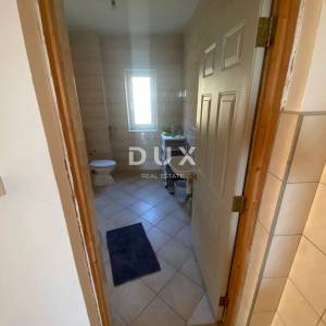 OPATIJA, BREGI - samostojeća kuća 400 m2 + okućnica 826 m2 + 3 garaže s pogledom na more! PRILIKA!