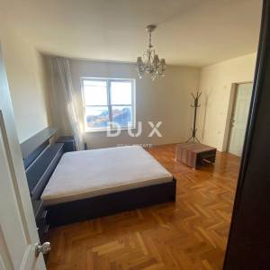 OPATIJA, BREGI - samostojeća kuća 400 m2 + okućnica 826 m2 + 3 garaže s pogledom na more! PRILIKA!