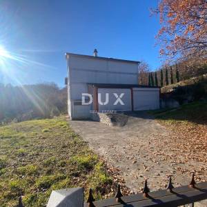 OPATIJA, BREGI - samostojeća kuća 400 m2 + okućnica 826 m2 + 3 garaže s pogledom na more! PRILIKA!