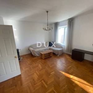 OPATIJA, BREGI - samostojeća kuća 400 m2 + okućnica 826 m2 + 3 garaže s pogledom na more! PRILIKA!