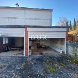 OPATIJA, BREGI - samostojeća kuća 400 m2 + okućnica 826 m2 + 3 garaže s pogledom na more! PRILIKA!