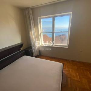 OPATIJA, BREGI - samostojeća kuća 400 m2 + okućnica 826 m2 + 3 garaže s pogledom na more! PRILIKA!