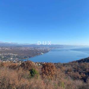 OPATIJA, BREGI - samostojeća kuća 400 m2 + okućnica 826 m2 + 3 garaže s pogledom na more! PRILIKA!