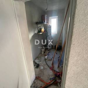 OPATIJA, BREGI - samostojeća kuća 400 m2 + okućnica 826 m2 + 3 garaže s pogledom na more! PRILIKA!