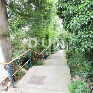 OPATIJA, CENTAR- samostojeća kuća 250m2 s panoramskim pogledom na more + okoliš 740m2