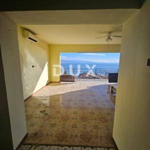 OPATIJA, CENTAR- samostojeća kuća 250m2 s panoramskim pogledom na more + okoliš 740m2