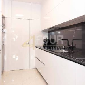 Opatija, Ičići, 3s+db, 147m2, balkon, pogled na more