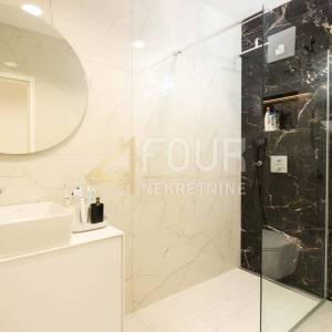 Opatija, Ičići, 3s+db, 147m2, balkon, pogled na more