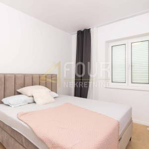 Opatija, Ičići, 3s+db, 147m2, balkon, pogled na more