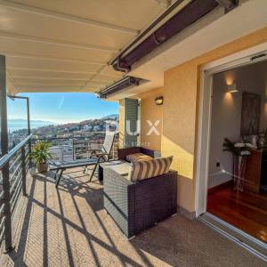 OPATIJA, IČIĆI - penthouse u predivnoj vili iznad Mariott resorta, garaža, 300m od plaže