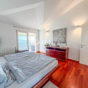 OPATIJA, IČIĆI - penthouse u predivnoj vili iznad Mariott resorta, garaža, 300m od plaže