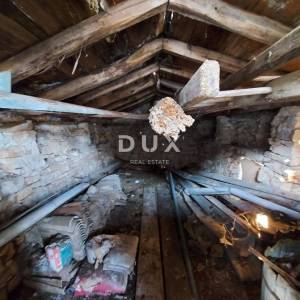 OPATIJA, IČIĆI, POLJANE- kuće starine (3kom) površine 250m2 s panoramskim pogledom + okoliš 1410m2