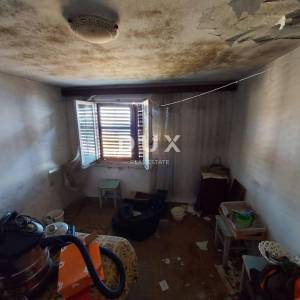 OPATIJA, IČIĆI, POLJANE- kuće starine (3kom) površine 250m2 s panoramskim pogledom + okoliš 1410m2