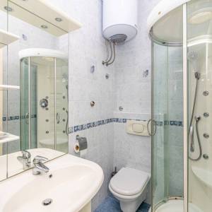 OPATIJA - Komforan dvosobni stan u etaži vile