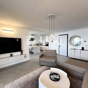 OPATIJA, LOVRAN - ekskluzivan stan s panoramskim pogledom i bazenom