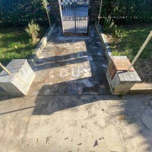 OPATIJA, MATULJI, CENTAR - samostojeća kuća + okućnica na odličnoj lokaciji! PRILIKA!