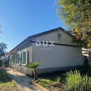 OPATIJA, MATULJI, CENTAR - samostojeća kuća + okućnica na odličnoj lokaciji! PRILIKA!