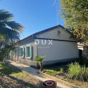 OPATIJA, MATULJI, CENTAR - samostojeća kuća + okućnica na odličnoj lokaciji! PRILIKA!